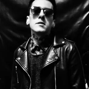 Cross Dress Profile Picture