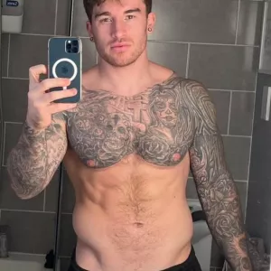 Chrishatts Profile Picture